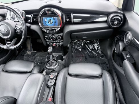 Used 2019 MINI Cooper S image 48