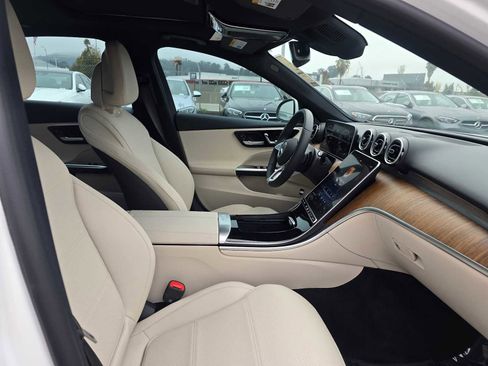 Used 2024 Mercedes-Benz C 300 C 300 image 11