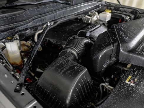 Used 2022 RAM 2500 Tradesman w/ Chrome Appearance Group image 49