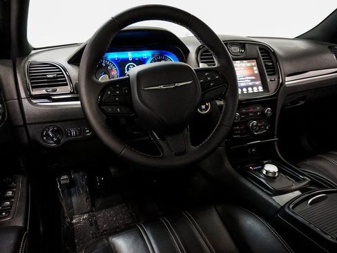 Used 2023 Chrysler 300 S image 14