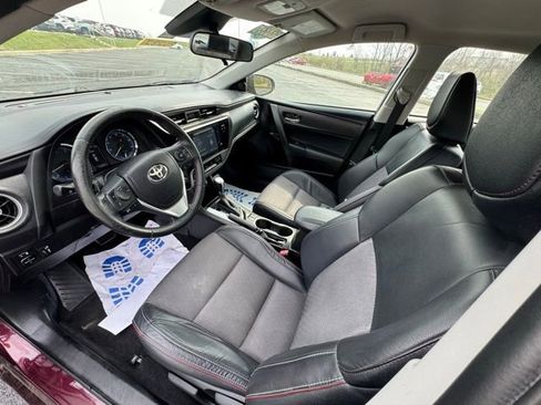 Used 2017 Toyota Corolla SE 50th Anniversary image 8