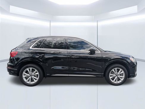 Used 2025 Audi Q3 2.0T Premium w/ Convenience Package AWD/4WD image 3