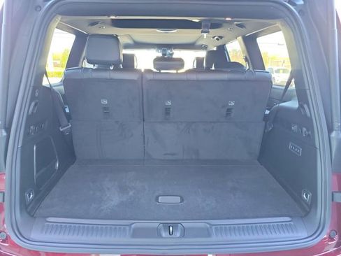 New 2026 Jeep Grand Wagoneer Limited w/ Premium Group II AWD/4WD image 9