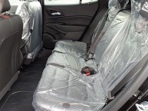 New 2026 Chevrolet Trax RS w/ Sunroof Package image 10