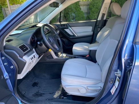 Used 2016 Subaru Forester 2.5i w/ Alloy Wheel Package AWD/4WD image 9