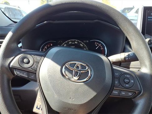 New 2025 Toyota RAV4 XLE image 19