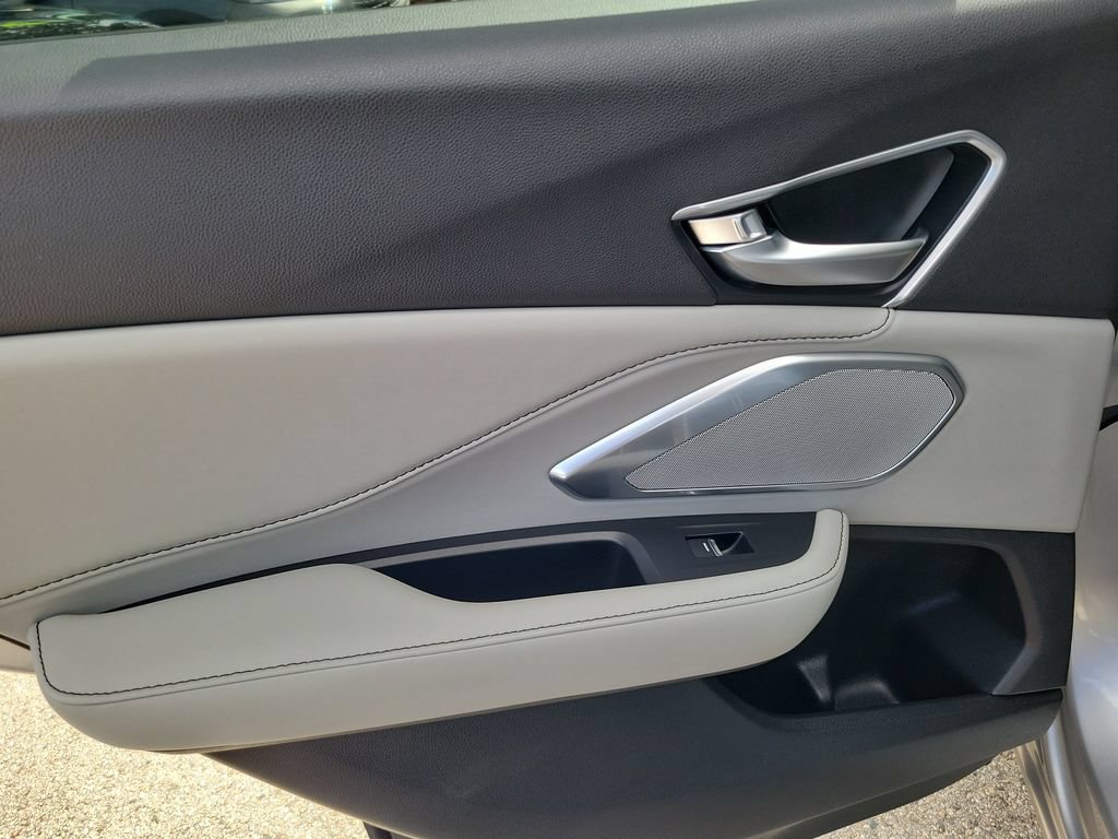 Used 2023 Acura RDX w/ Technology Package FWD image 12