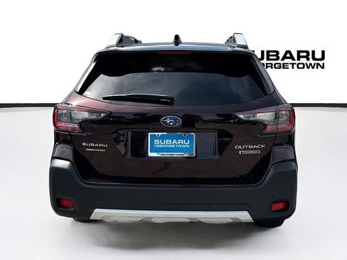 Used 2023 Subaru Outback Touring AWD/4WD image 6
