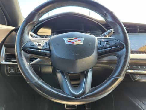 Used 2019 Cadillac XT4 Sport w/ Enhanced Visibility Package FWD image 20