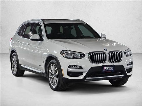 Used 2018 BMW X3 xDrive30i image 3