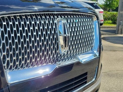 Certified 2023 Lincoln Navigator Reserve AWD/4WD image 7