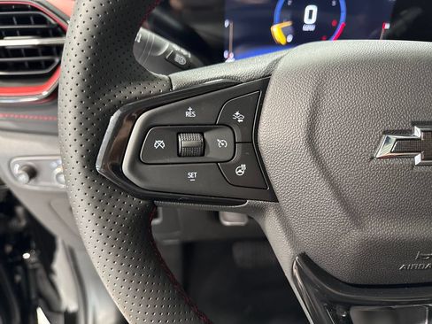 New 2026 Chevrolet TrailBlazer RS w/ Convenience Package FWD image 5