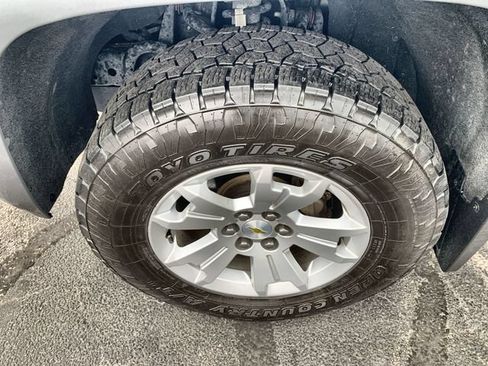 Used 2018 Chevrolet Colorado LT w/ LT Convenience Package AWD/4WD image 29
