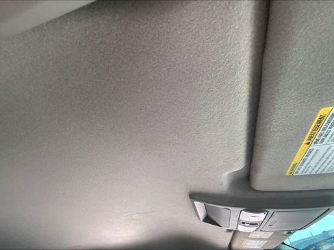 Used 2017 Nissan Frontier SV RWD image 14