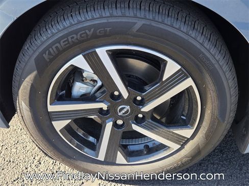 New 2025 Nissan Sentra SV w/ All-Weather Package image 5