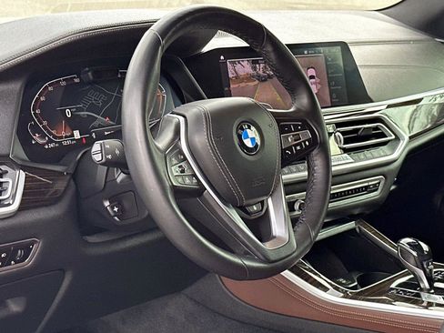 Used 2021 BMW X5 xDrive40i w/ Premium Package image 30