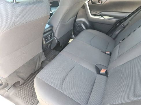 Used 2023 Toyota RAV4 LE AWD/4WD image 9
