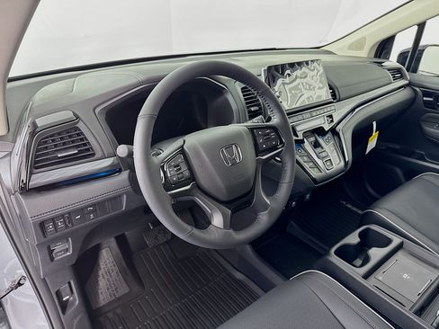 New 2026 Honda Odyssey Elite image 9