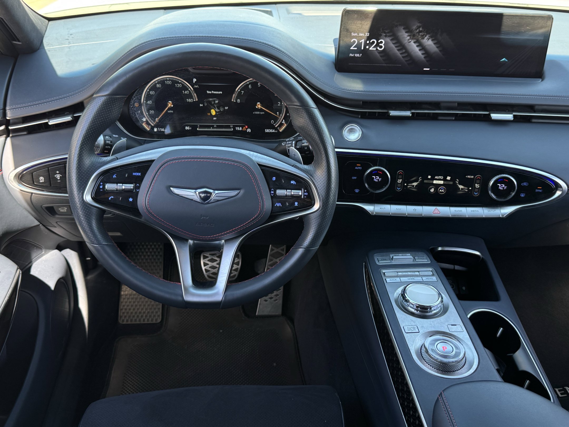 Used 2022 Genesis GV70 3.5T Sport w/ Sport Prestige Package AWD/4WD image 12