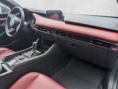 Used 2019 MAZDA MAZDA3 AWD Hatchback w/ Premium Pkg image 18