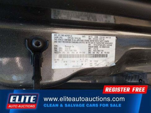 Used 2015 Ford C-MAX SE w/ Interior Protection Package FWD image 18