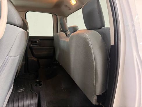 Used 2017 RAM 1500 Express w/ Express Value Package AWD/4WD image 14