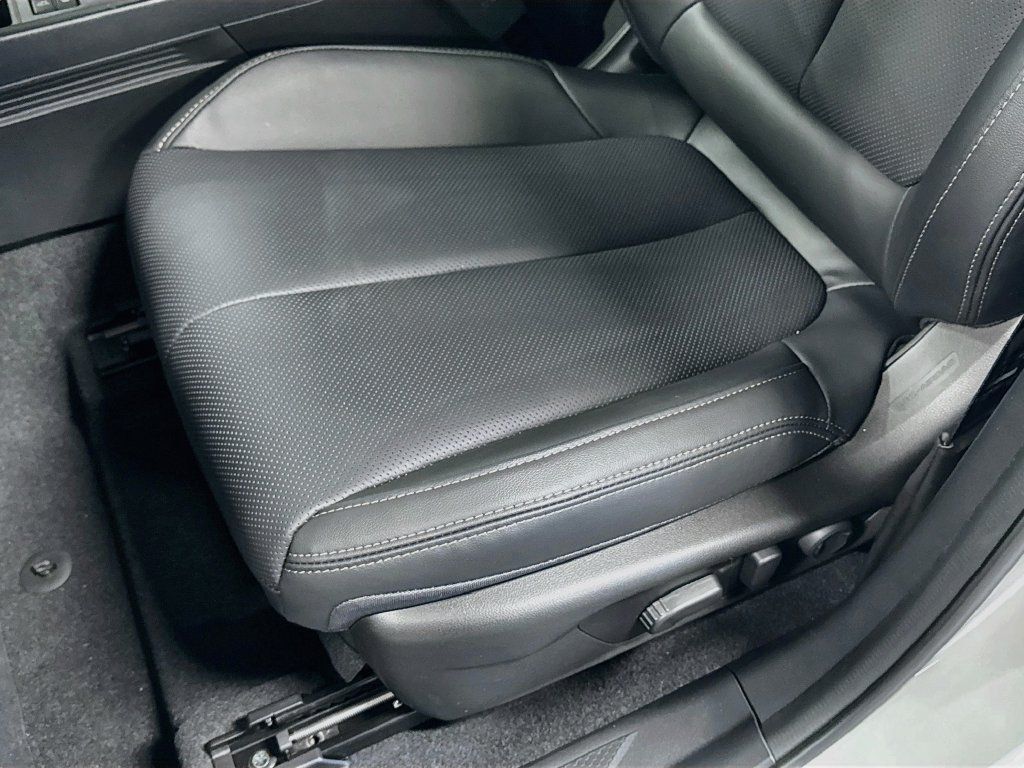 Certified 2026 Subaru Outback Limited XT AWD/4WD image 18