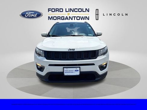 Used 2020 Jeep Compass Latitude w/ Cold Weather Group AWD/4WD image 3
