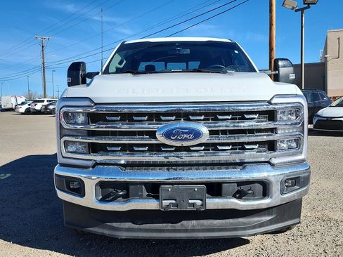 Used 2024 Ford F250 Lariat image 2