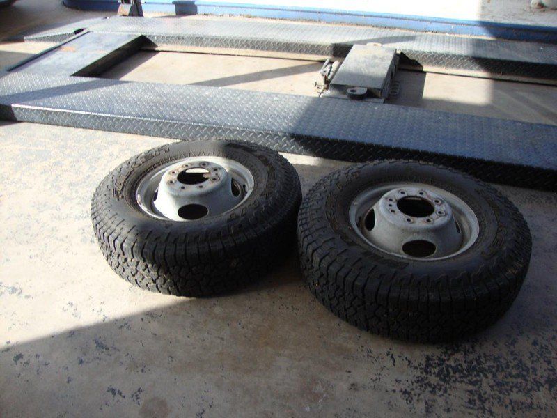 Used 2004 Ford F350 XL RWD image 12