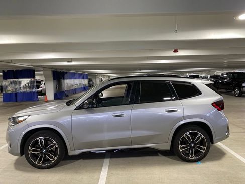 Used 2023 BMW X1 xDrive28i w/ M Sport Package AWD/4WD image 2