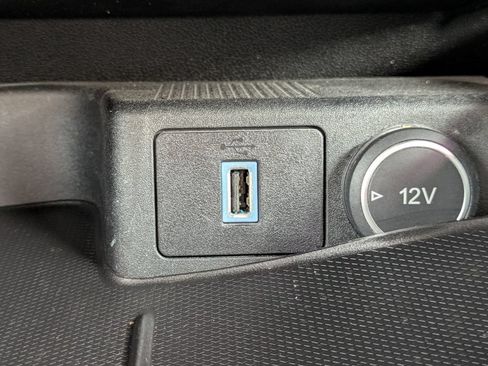 Used 2020 Ford Escape SE FWD image 21
