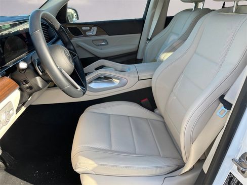 Certified 2025 Mercedes-Benz GLE 350 4MATIC image 9