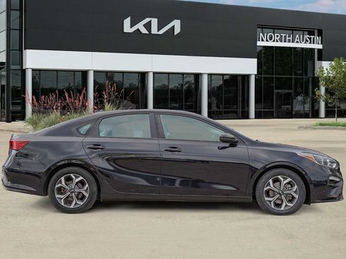 Certified 2020 Kia Forte LXS image 7