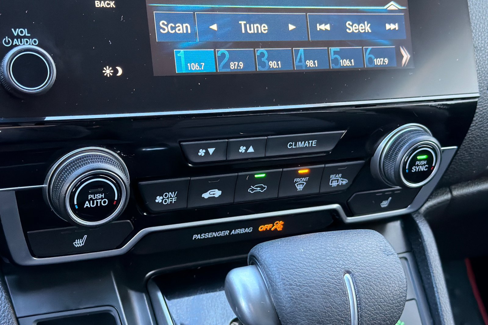 Used 2018 Honda CR-V EX image 19