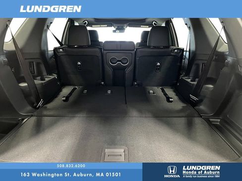 New 2026 Honda Pilot Black Edition image 5