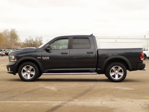 Used 2013 RAM 1500 Sport w/ Sport Premium Group image 4