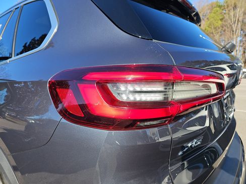 Used 2020 BMW X5 xDrive40i w/ Premium Package image 37