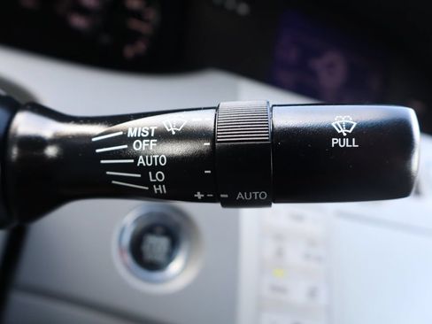 Used 2007 Toyota Avalon Limited FWD image 33