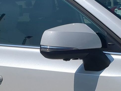 New 2026 Toyota Grand Highlander AWD image 12