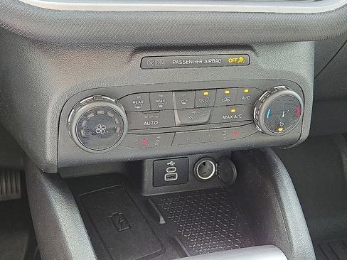 Used 2024 Ford Bronco Sport Big Bend w/ Convenience Package image 30