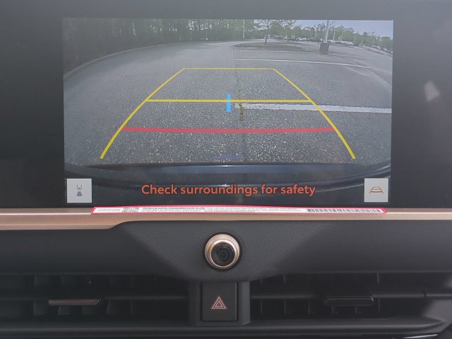 Used 2025 Toyota Crown AWD/4WD image 20