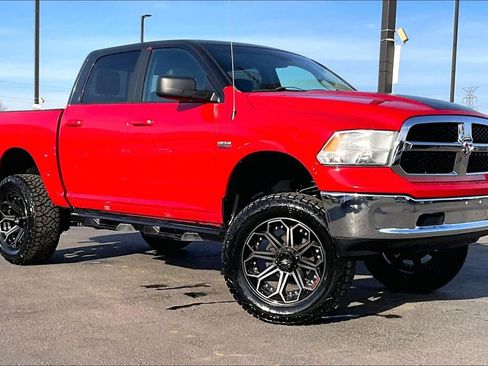 Used 2019 RAM 1500 Classic SLT image 38