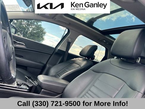 Certified 2024 Kia Sportage SX AWD/4WD image 12