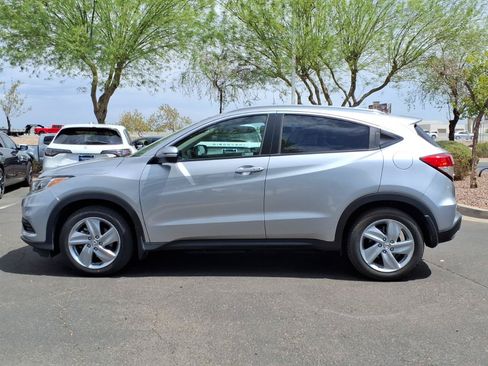 Used 2019 Honda HR-V EX image 2