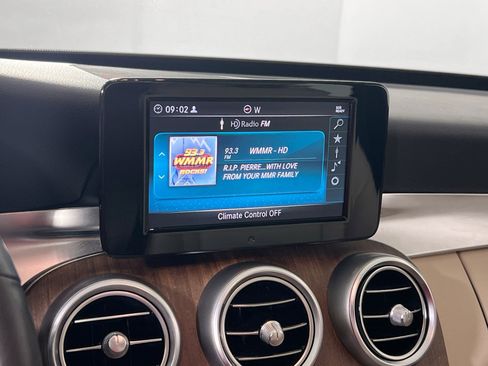 Used 2019 Mercedes-Benz C 300 C 300 image 15