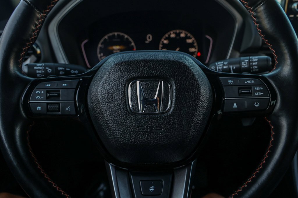 Used 2025 Honda Pilot TrailSport image 27