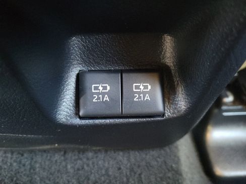 Used 2022 Toyota 4Runner Limited image 14