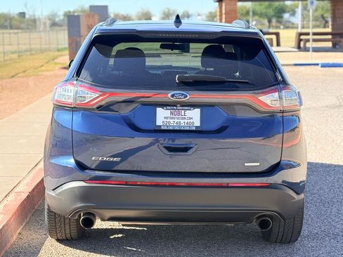 Used 2017 Ford Edge SE FWD image 4