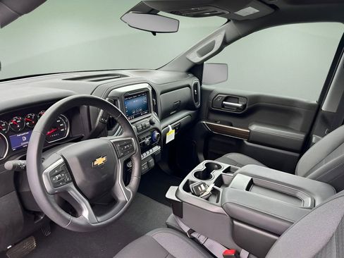 Used 2021 Chevrolet Silverado 1500 LT image 13
